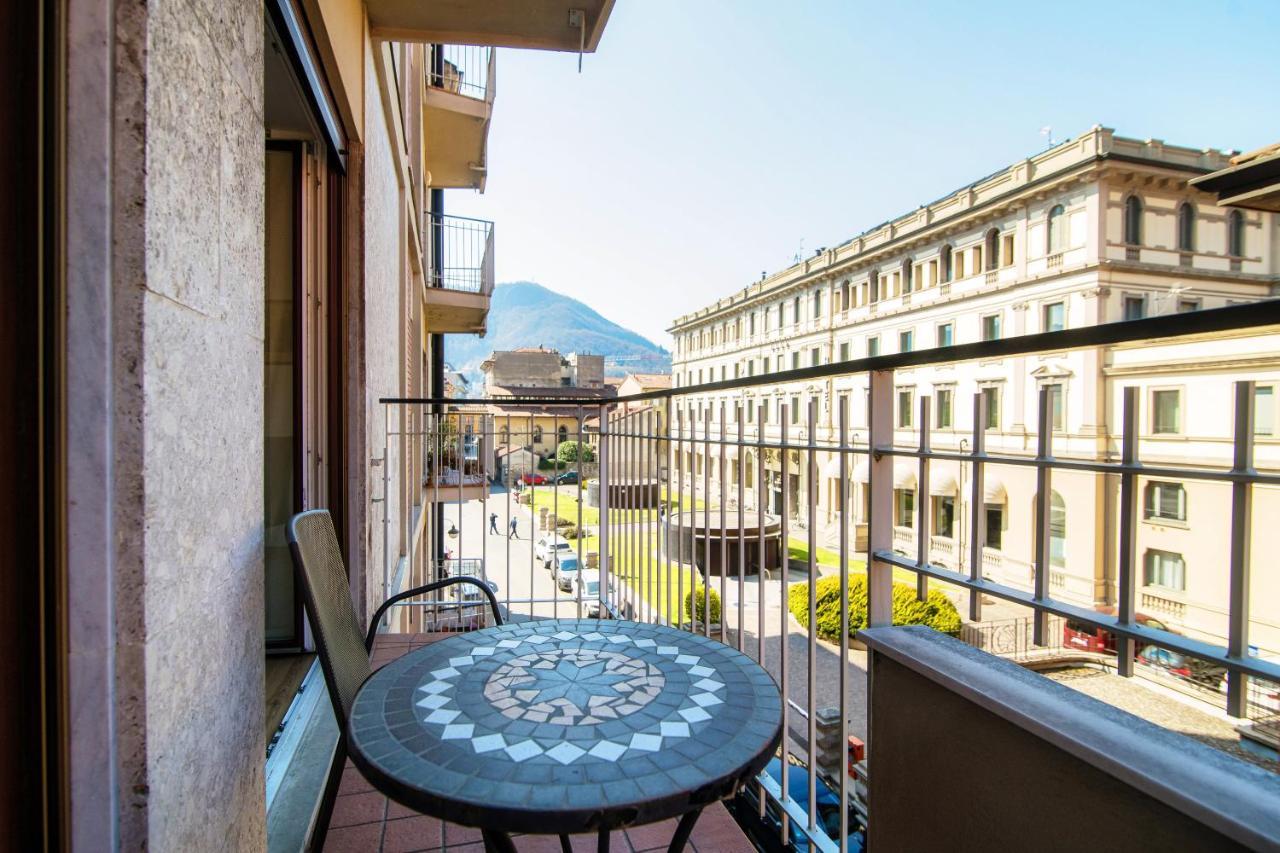 コモPiazza Roma - The House Of Travelersアパートメント エクステリア 写真